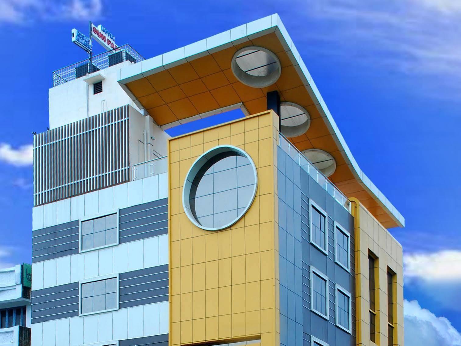 Hotel Sun Park Pondicherry Exterior foto